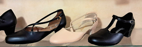 Chaussure danse femme entraînement petit talon large